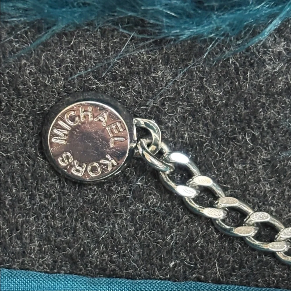 Michael Kors luxurious faux fur cropped jacket - Picture 7 of 10